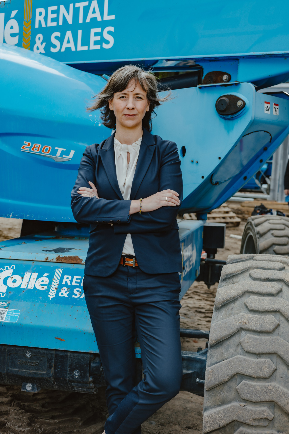 Image 2: Anjali Willing