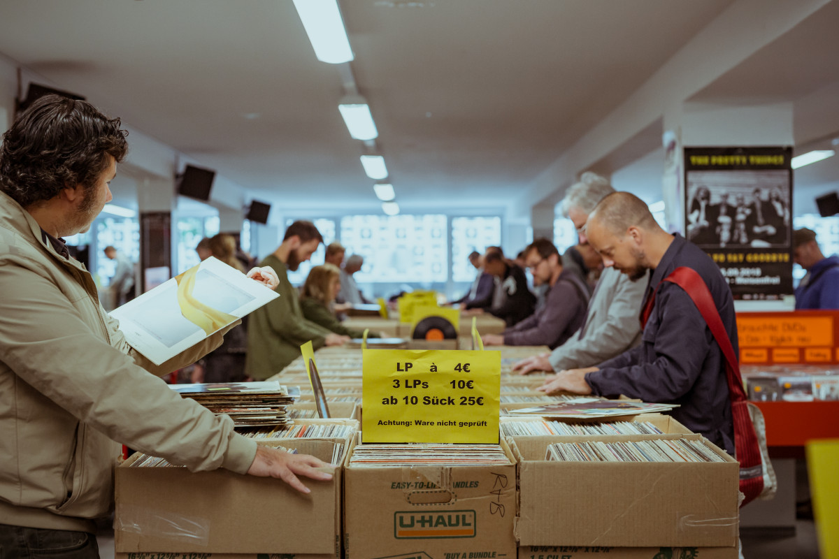 Image 7: HOT SHOT RECORDS