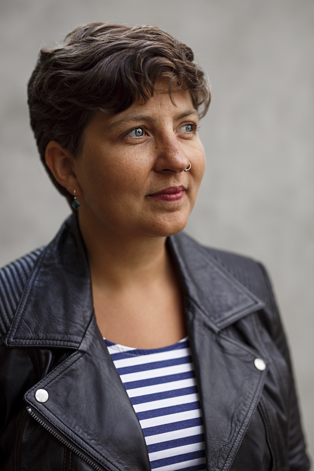 Image 3: PORTRAITS