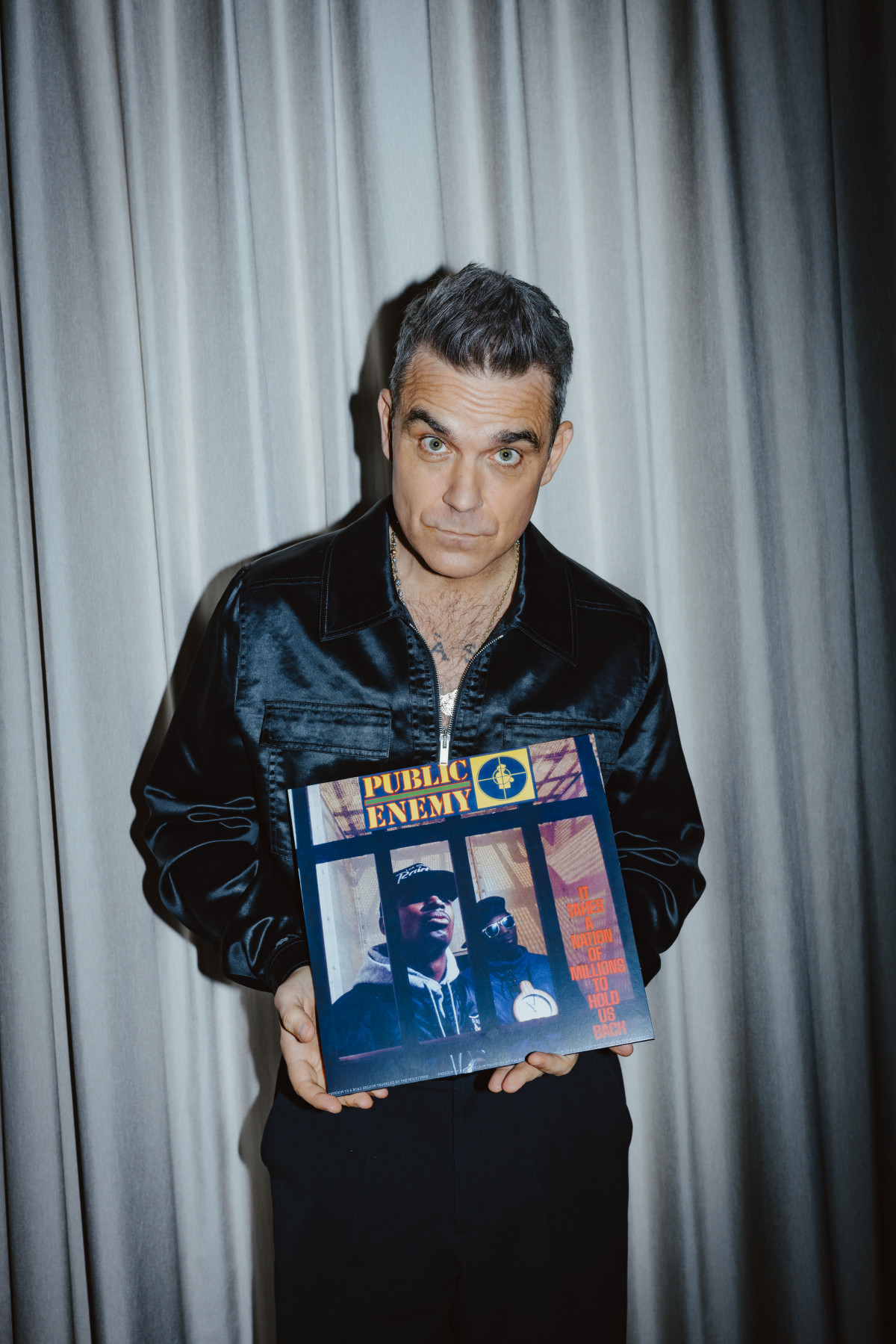 Image 1: Robbie Williams